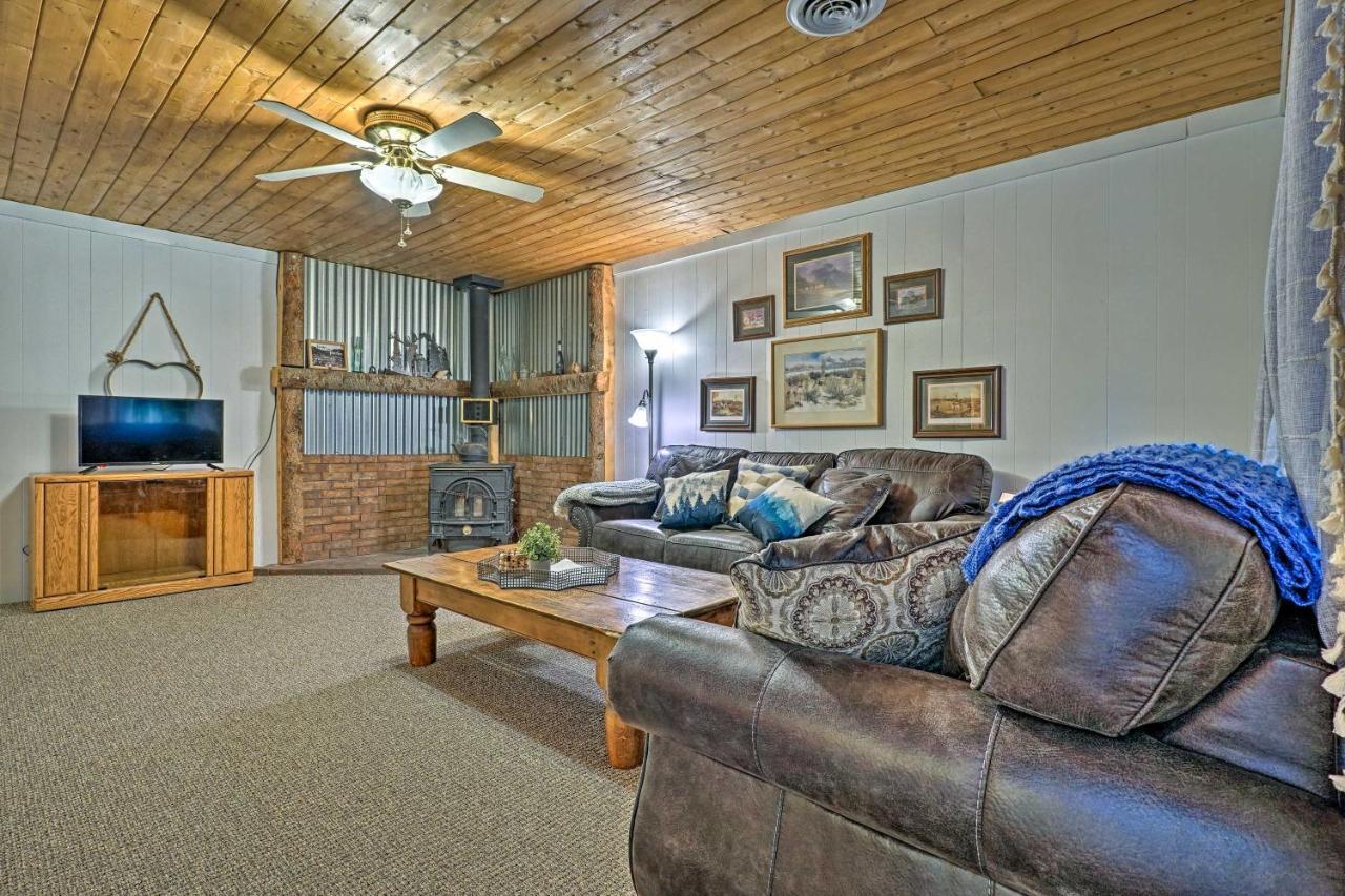 Charming Pioche Apartment On Main St Near Hiking! Exterior photo